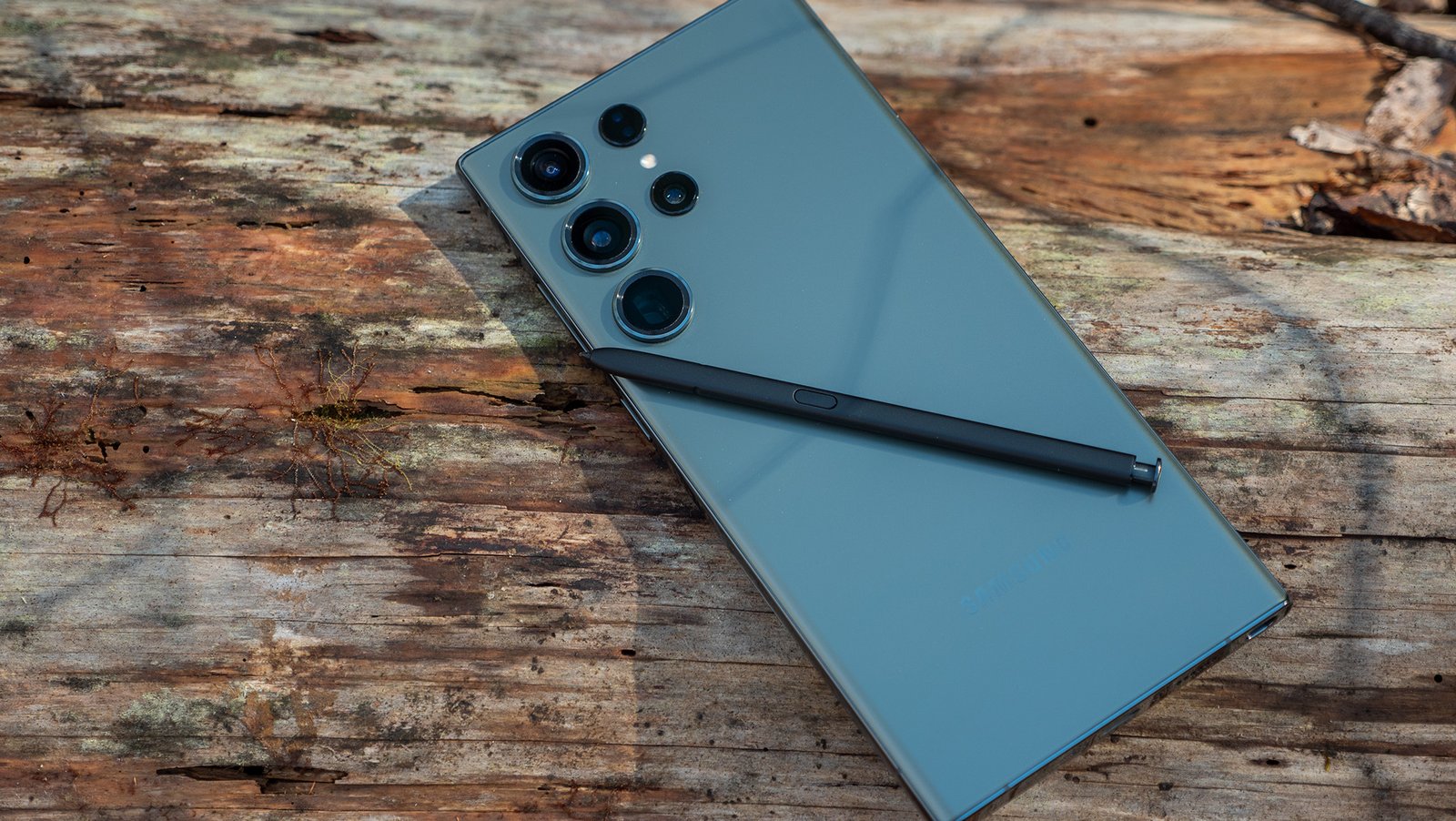 Samsung may pack more AI into the Galaxy S24 series