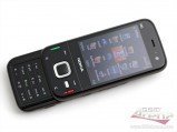 The Nokia N85 adopts the dual slider design