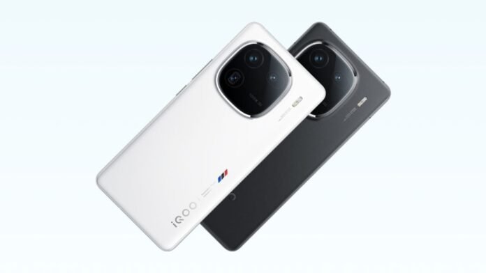 8 best new year deals: Grab a whopping up to 55 pct off on Samsung, iQOO and other smartphones