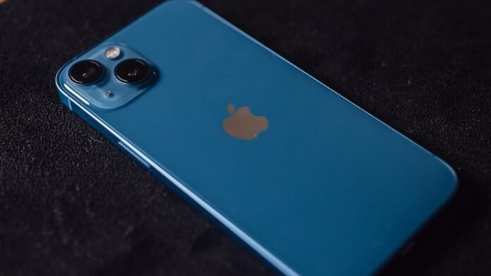 Amazon rolls out big price drop on the Apple iPhone Amazon rolls out big price drop on the Apple iPhone 13 (128GB), offers 17% discount