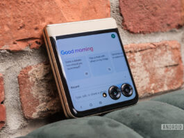 Motorola Razr 2024 gemini app