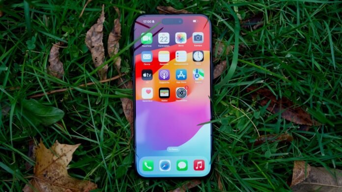 iPhone 15 price drops on Flipkart as part of Christmas special deal: How to get it for around ₹50,000