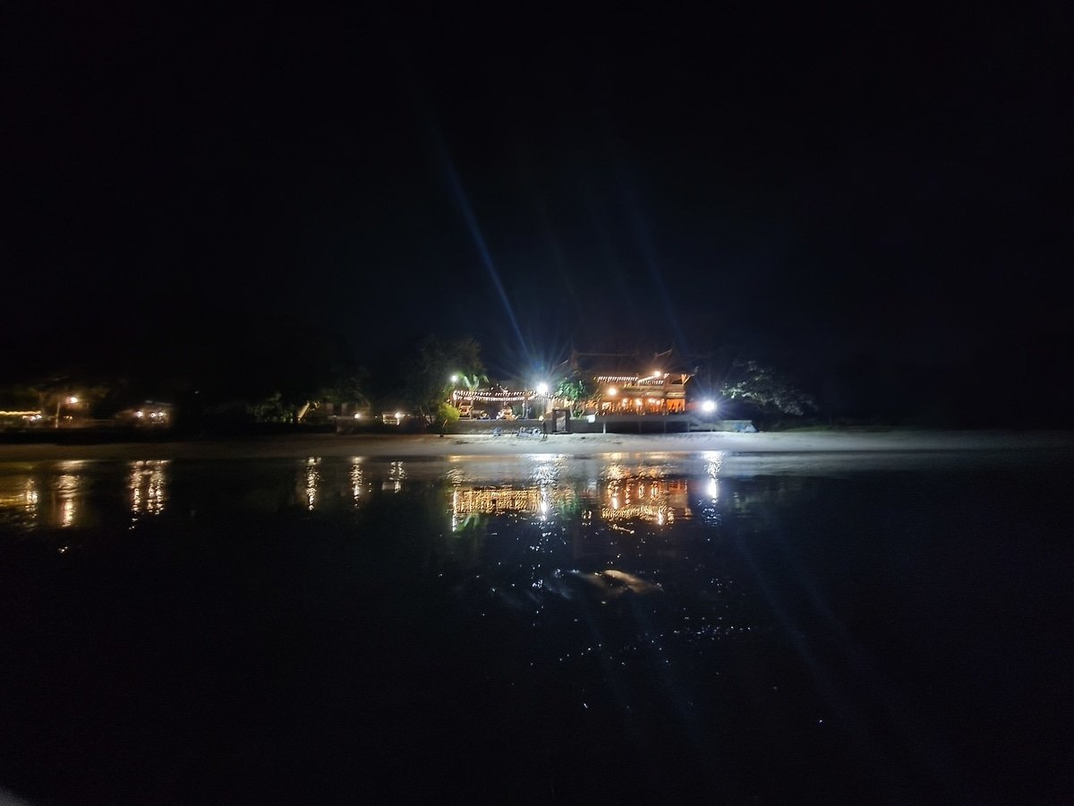 1736486179 172 Oppo Reno 13 Pro 5G Review Style and Substance