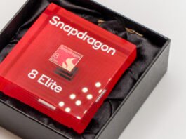 A Qualcomm Snapdragon 8 Elite placard at a press event