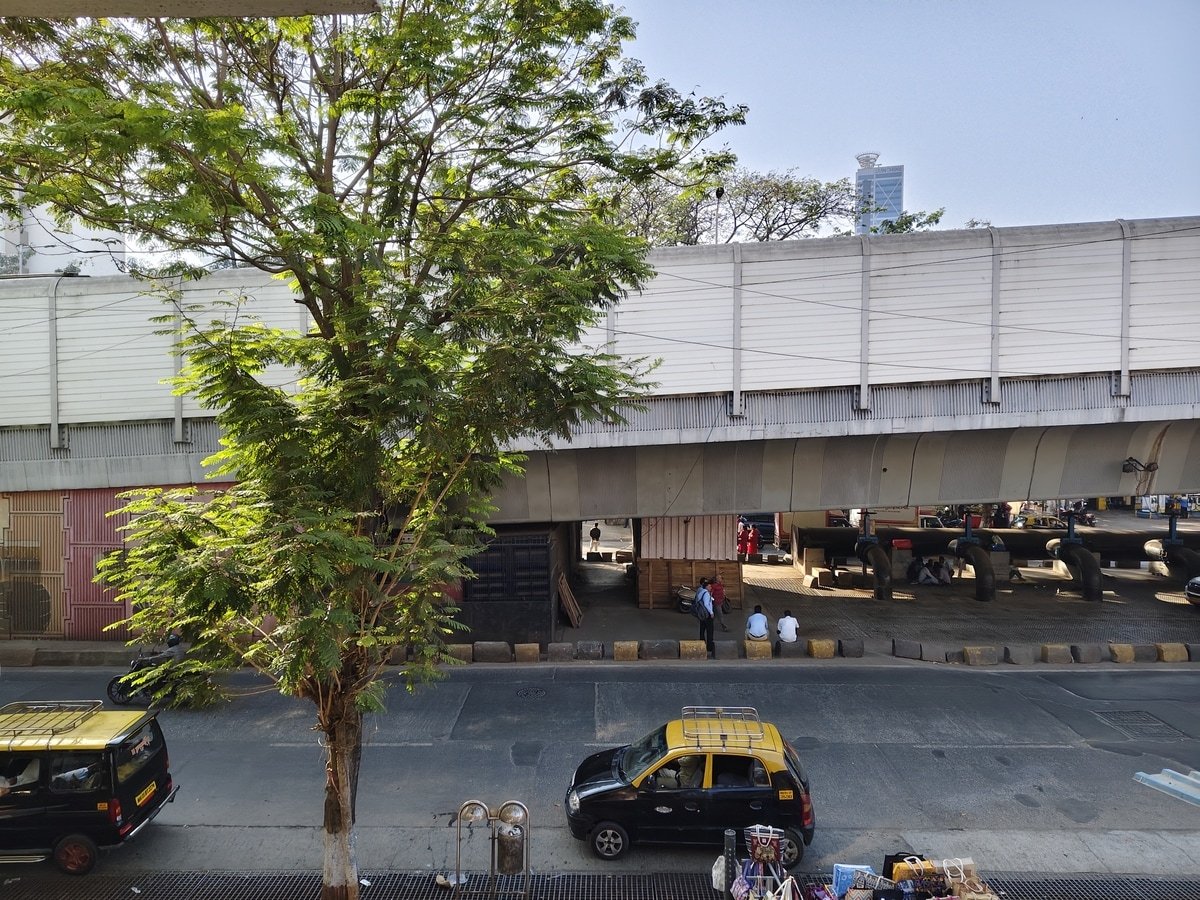 1740456586 391 Vivo V50 Review Fancy Design Backed by Big Battery Life