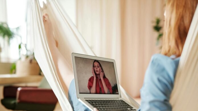 WhatsApp Web to bring voice and video call features soon WhatsApp Web