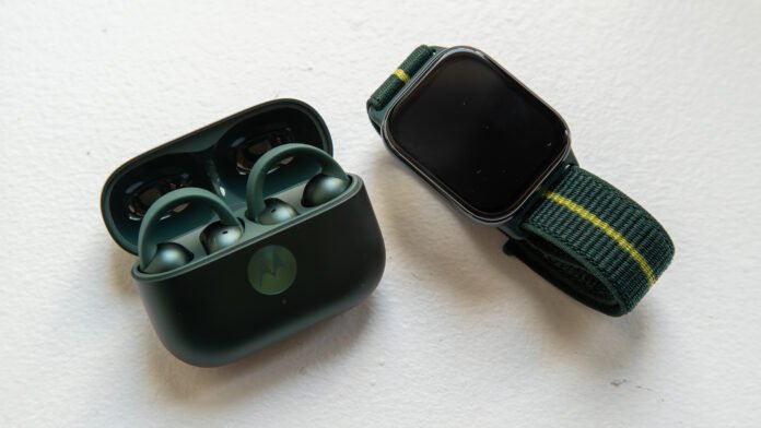 Motorola's Moto Watch needs to start living up to the The Moto Buds Loop next to the Moto Watch Fit