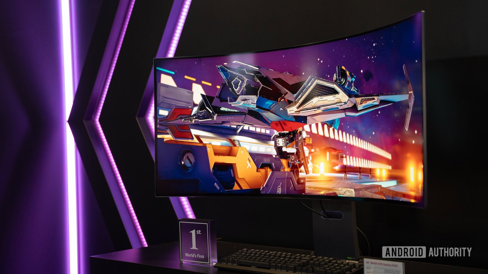 LG UltraGear OLED Gaming Monitor 1