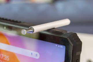 Blackview Active 12 Pro comes bundled with a nice set of accessories