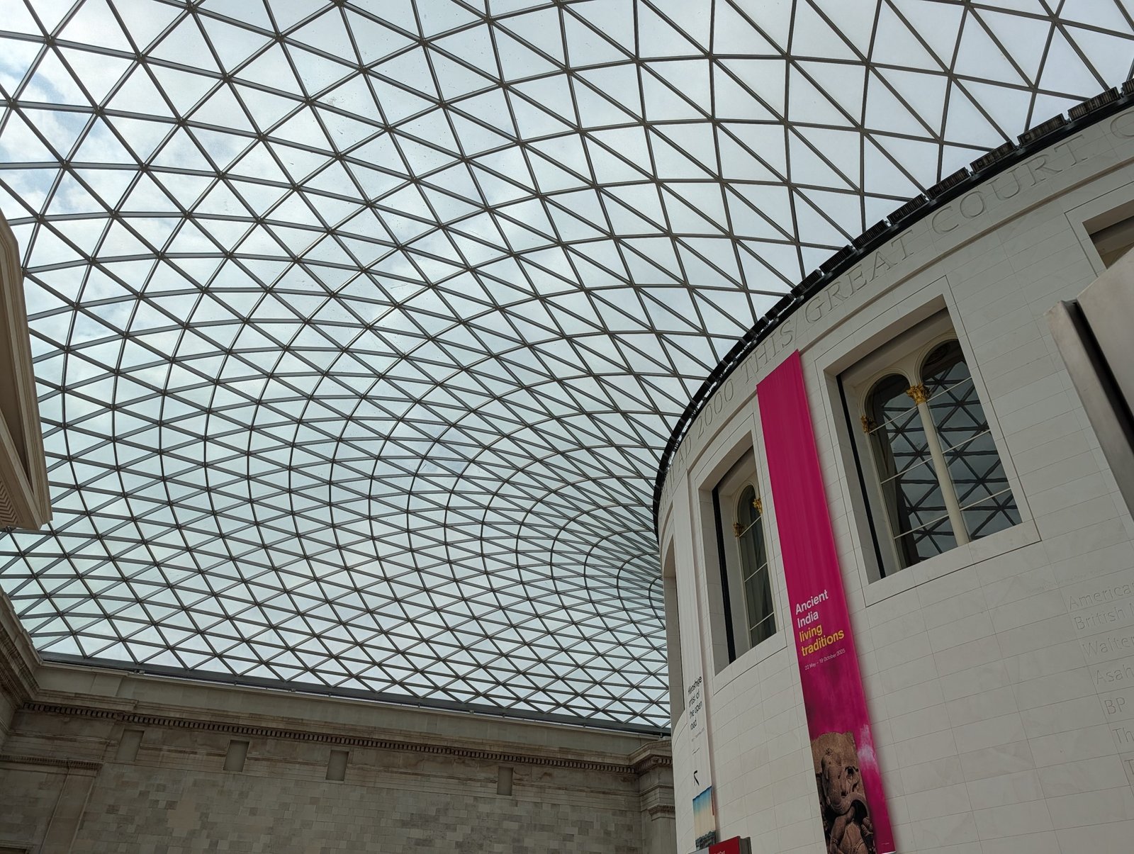 London landmarks shot using Google Pixel 10 Pro XL