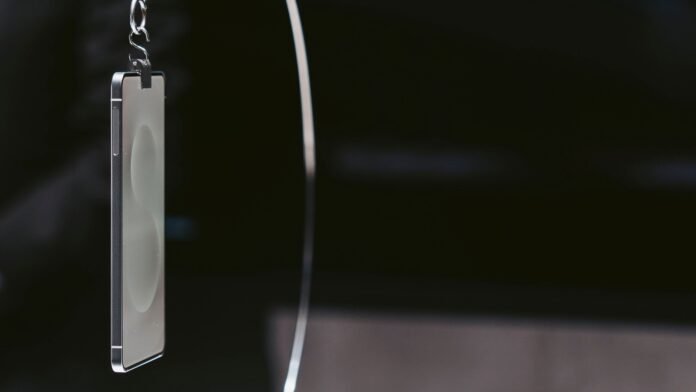 Samsung Galaxy S25 Edge teased: 3 big things you need to know about iPhone 17 Air rival