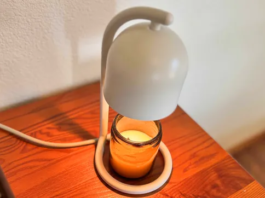 I Got Charmed by This Smart Candle Warmer and Its Safe, Cozy Scents