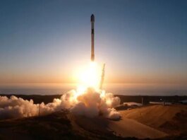 SpaceX Launches 24 More Starlink Satellites, Nears 10,500 in Orbit