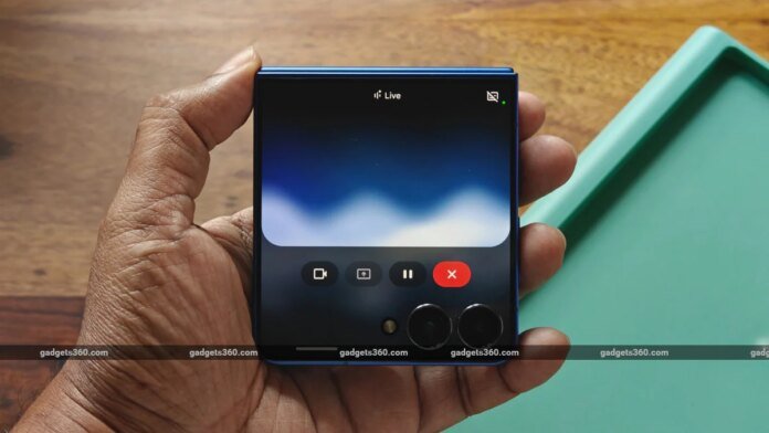 Samsung Galaxy Z Flip 8 Could Mark the End of Samsung Galaxy Z Flip 8 Could Mark the End of Flip the Company's Foldables, Tipster Claims