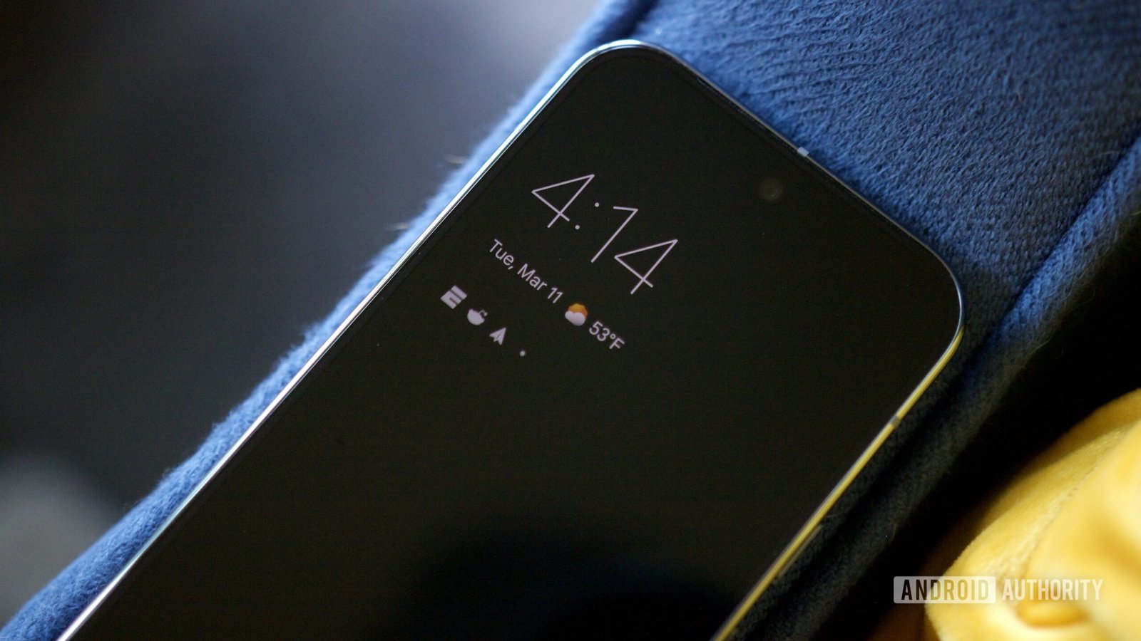 Always-on display on the Google Pixel 9 Pro.