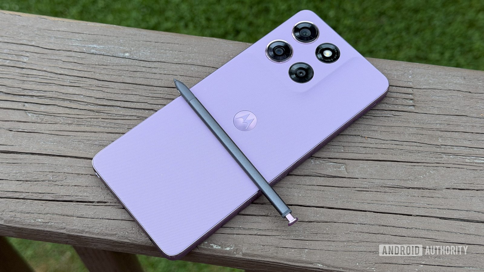 Moto G Stylus 2026 on deck