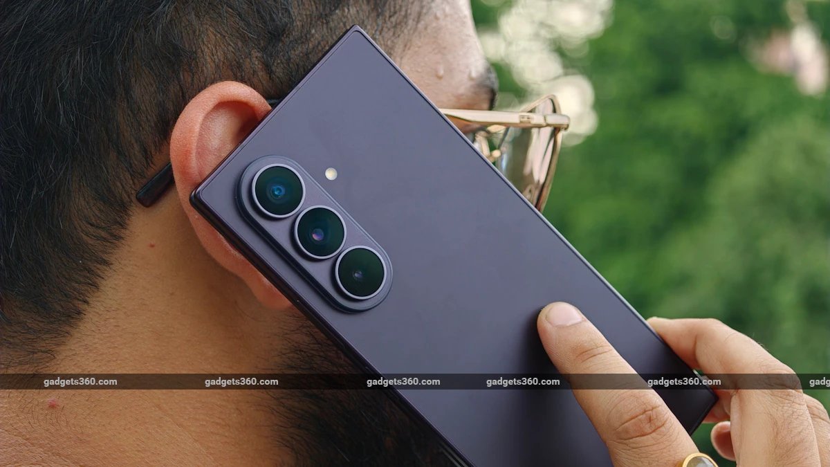 samsung galaxy fold 8 ultra review10 samsung-galaxy-fold-8-ultra-review