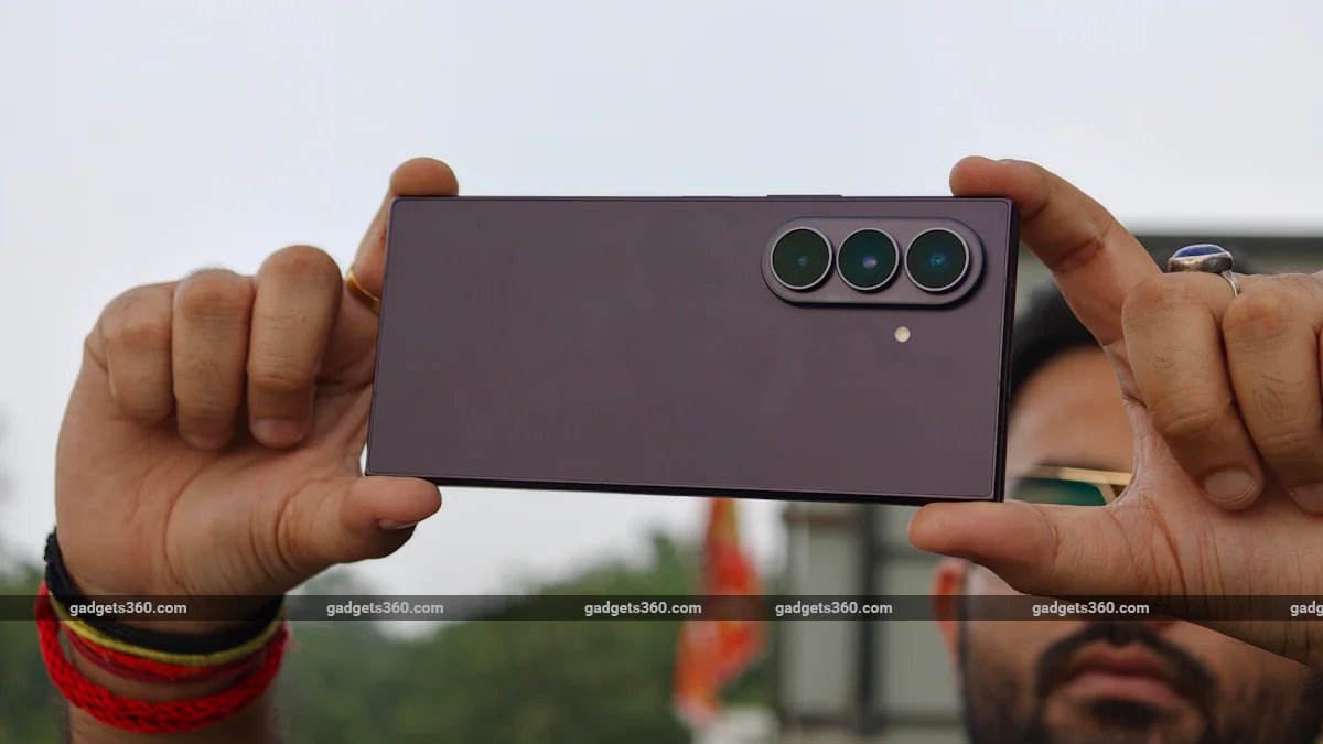 samsung galaxy fold 8 ultra review8 samsung-galaxy-fold-8-ultra-review