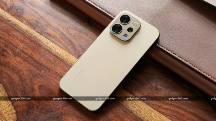 Best Mobiles Under Rs. 70,000 With Telephoto Cameras in India vivo v70 elite design gadgets 360