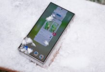 Battery drain in One UI 9? Some Galaxy S24 customers are having a coarse time A Samsung Galaxy S24 Ultra with snow on its display